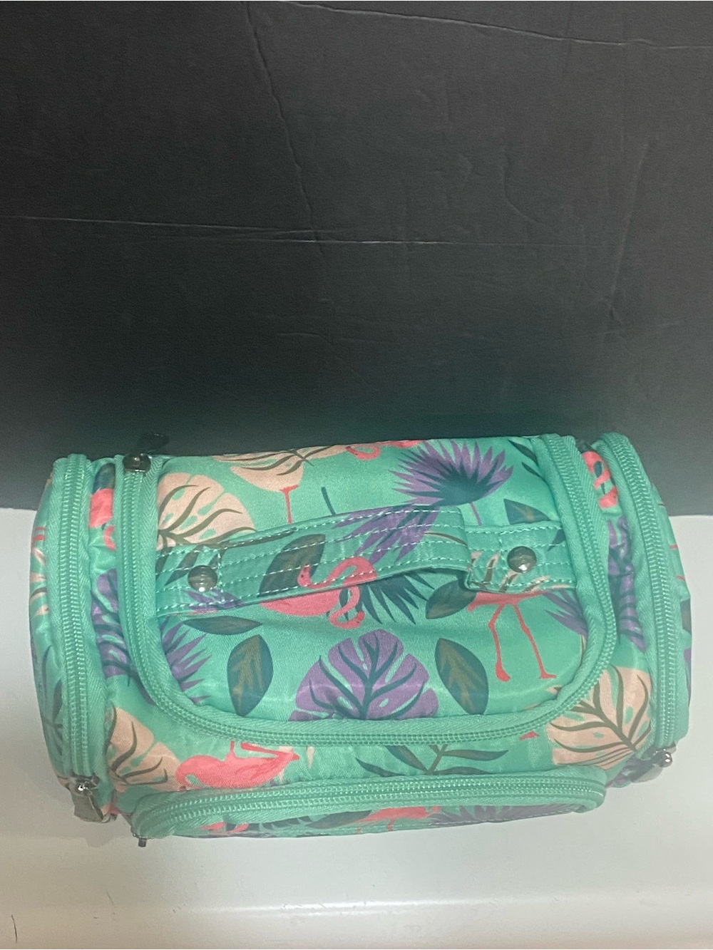 Lug Resort Flamingo Cosmetic Case - Travel-Friendly Makeup Organizer Bag - Picture 2 of 10